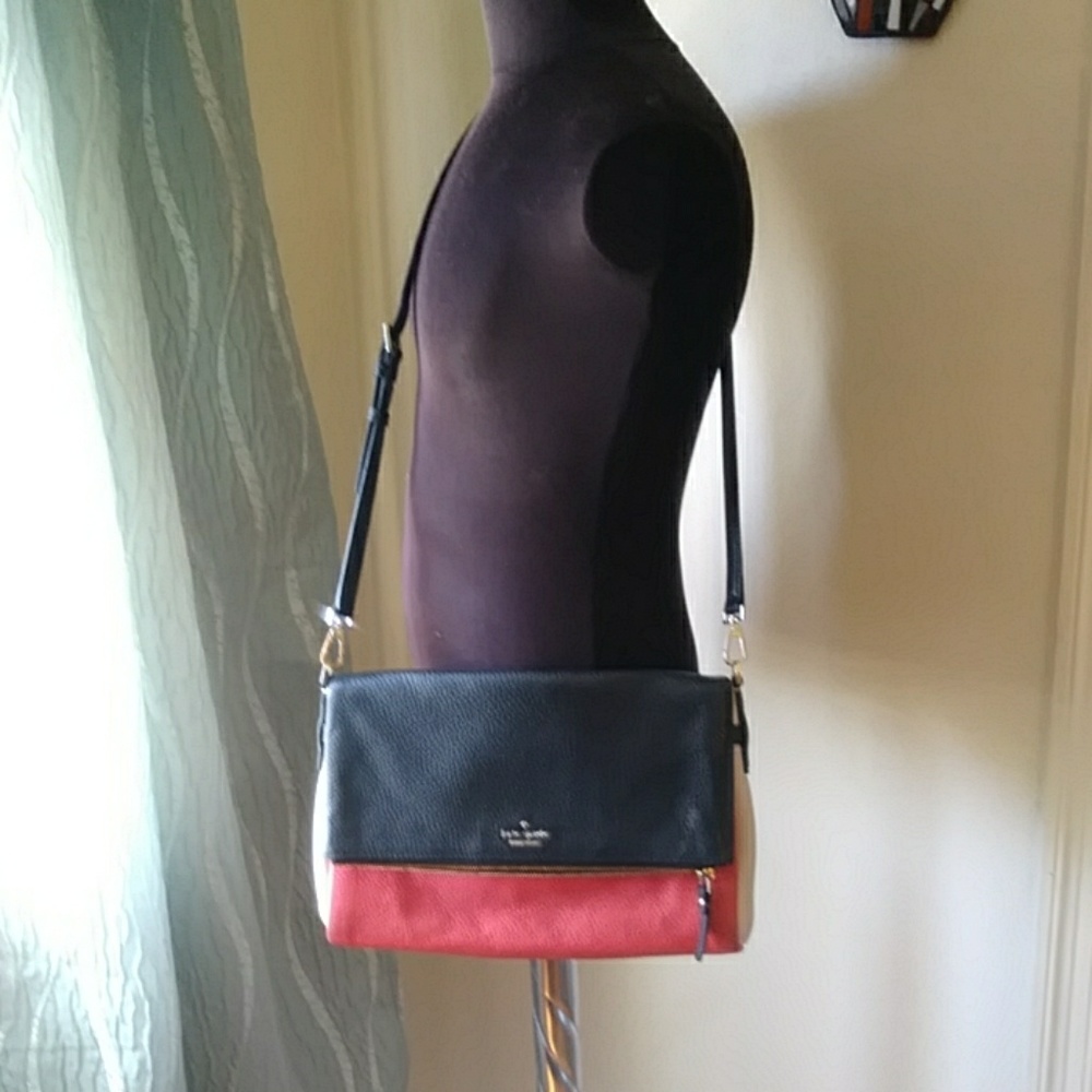 KATE SPADE LEATHER CROSSBODY 100% AUTH